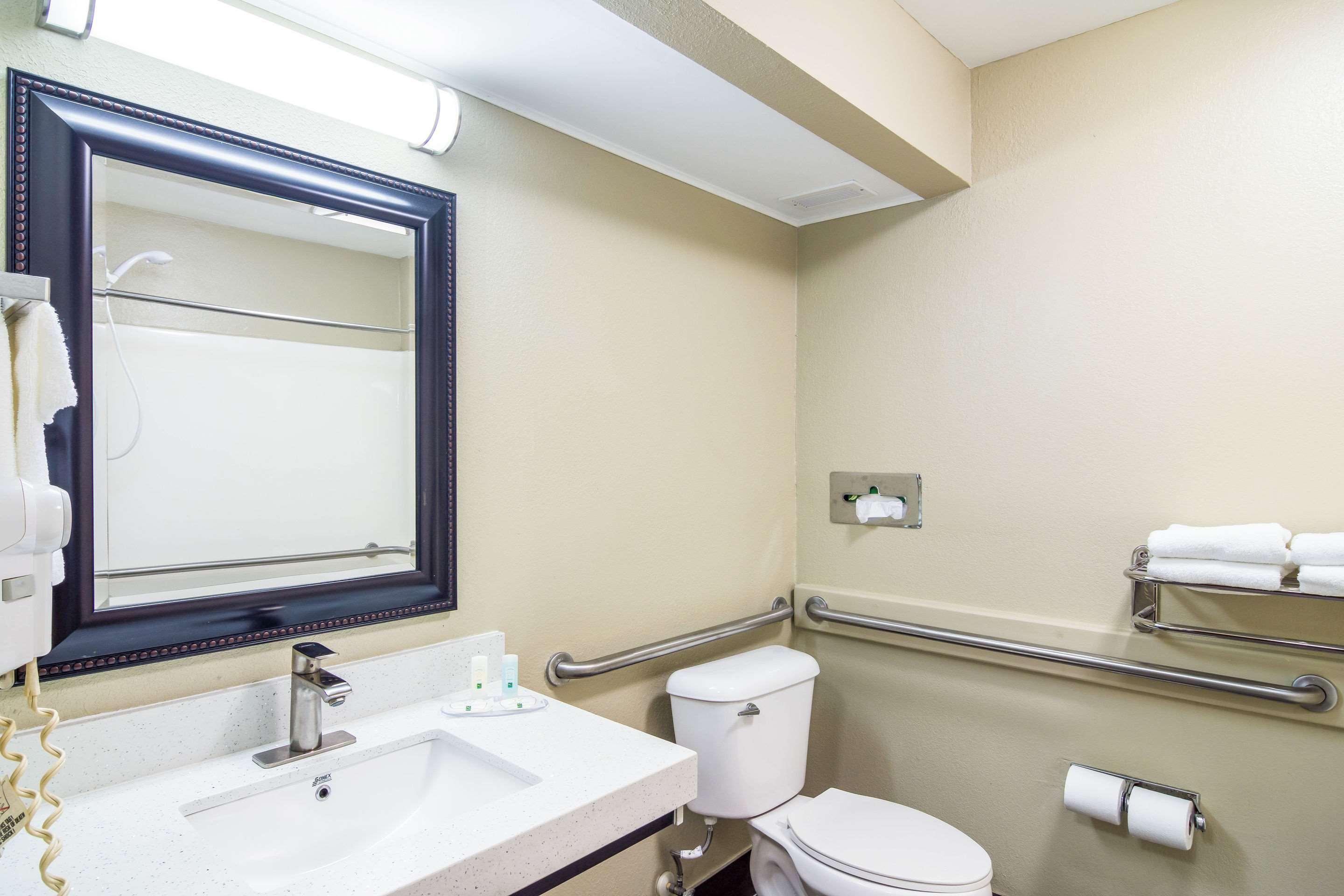 Quality Inn & Suites Canton, Ga מראה חיצוני תמונה