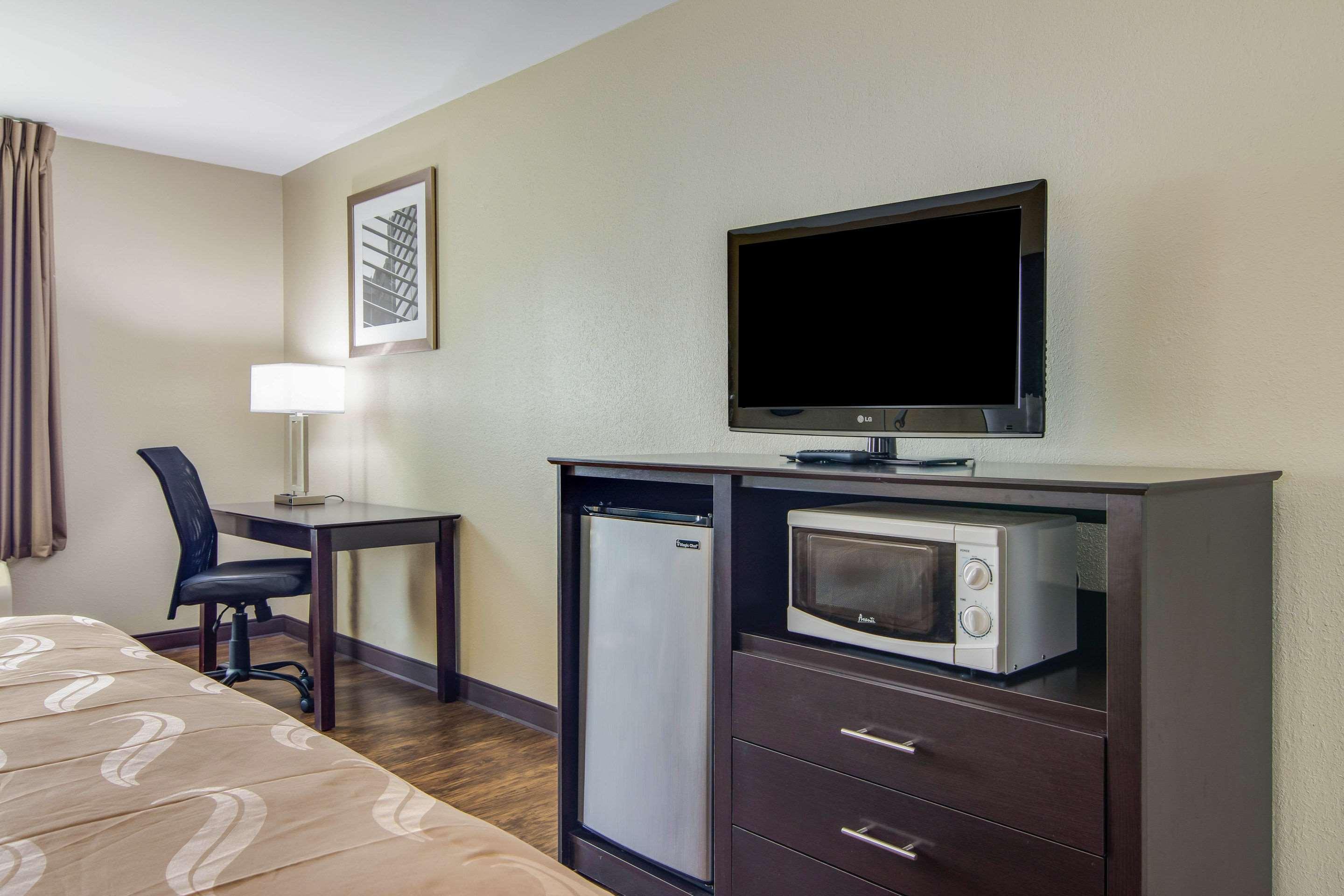 Quality Inn & Suites Canton, Ga מראה חיצוני תמונה