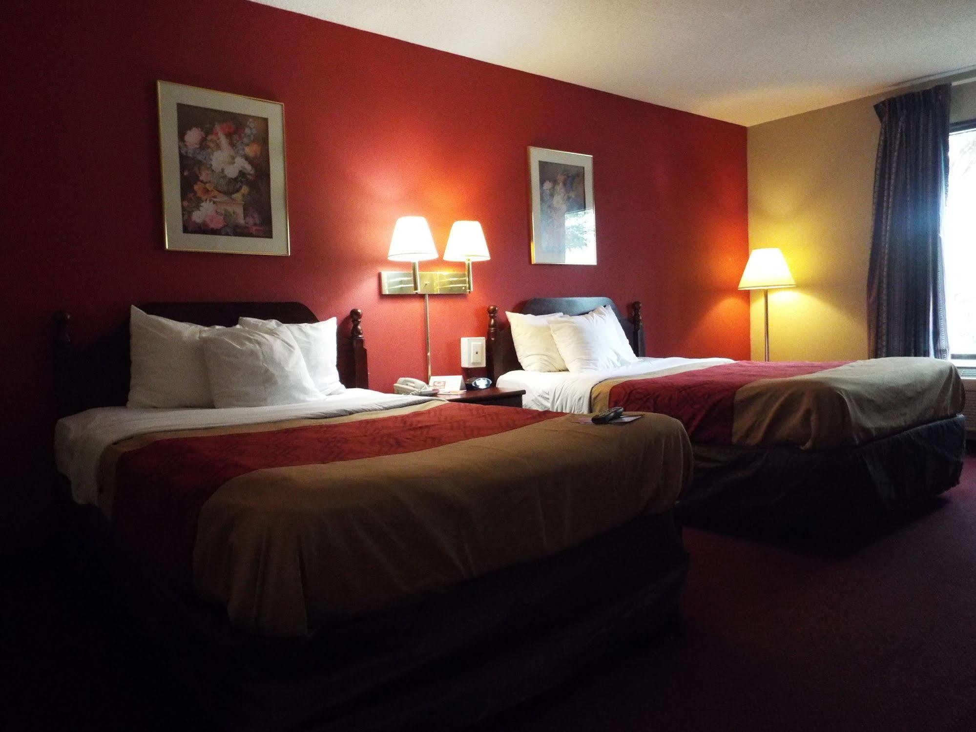 Quality Inn & Suites Canton, Ga מראה חיצוני תמונה